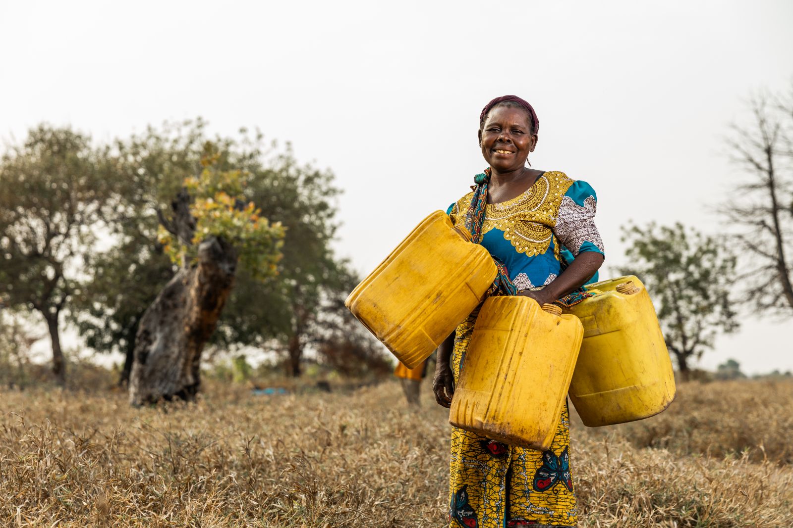 Yellow jerrycan for water